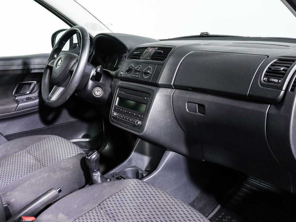 Skoda Fabia б/у, 2014, Механическая. Фото: #8