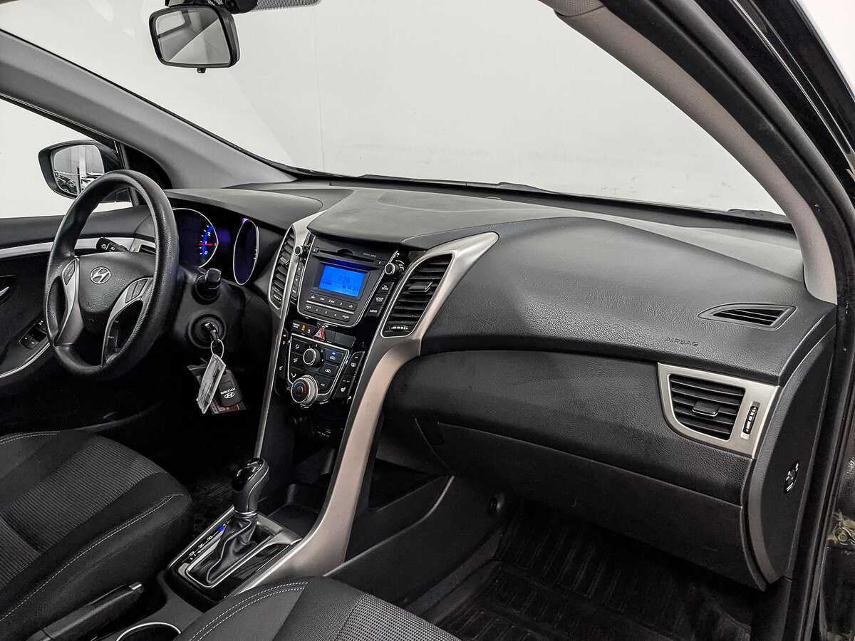 Hyundai i30 б/у, 2015, Автоматическая. Фото: #12