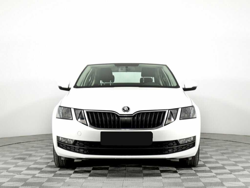 Skoda Octavia б/у, 2019, Механическая. Фото: #1