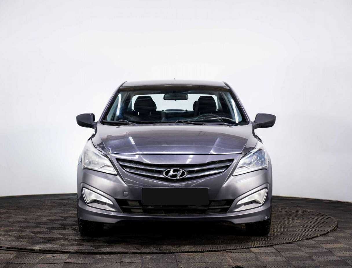 Hyundai Solaris б/у, 2015, Автоматическая. Фото: #1