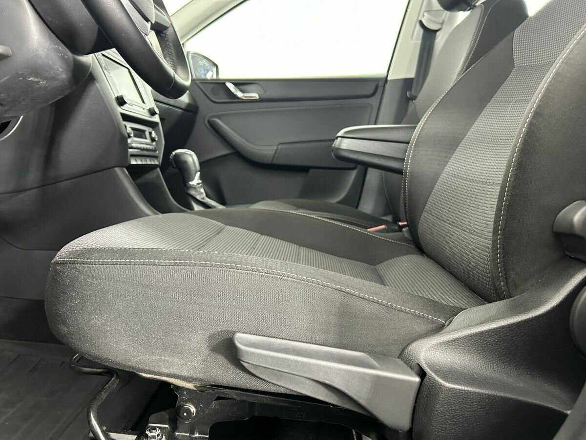 Skoda Rapid б/у, 2014, Автоматическая. Фото: #9
