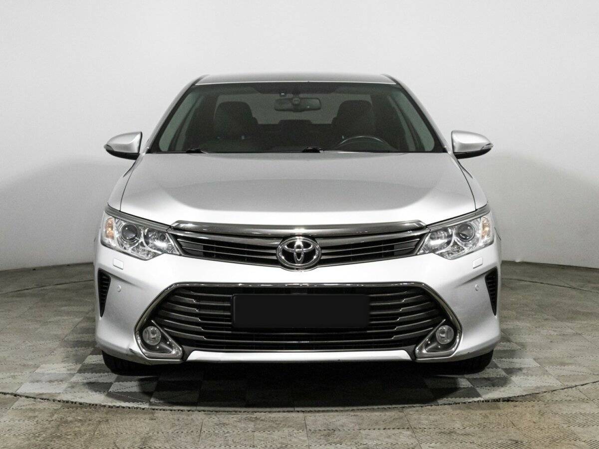 Toyota Camry б/у, 2015, Автоматическая. Фото: #1