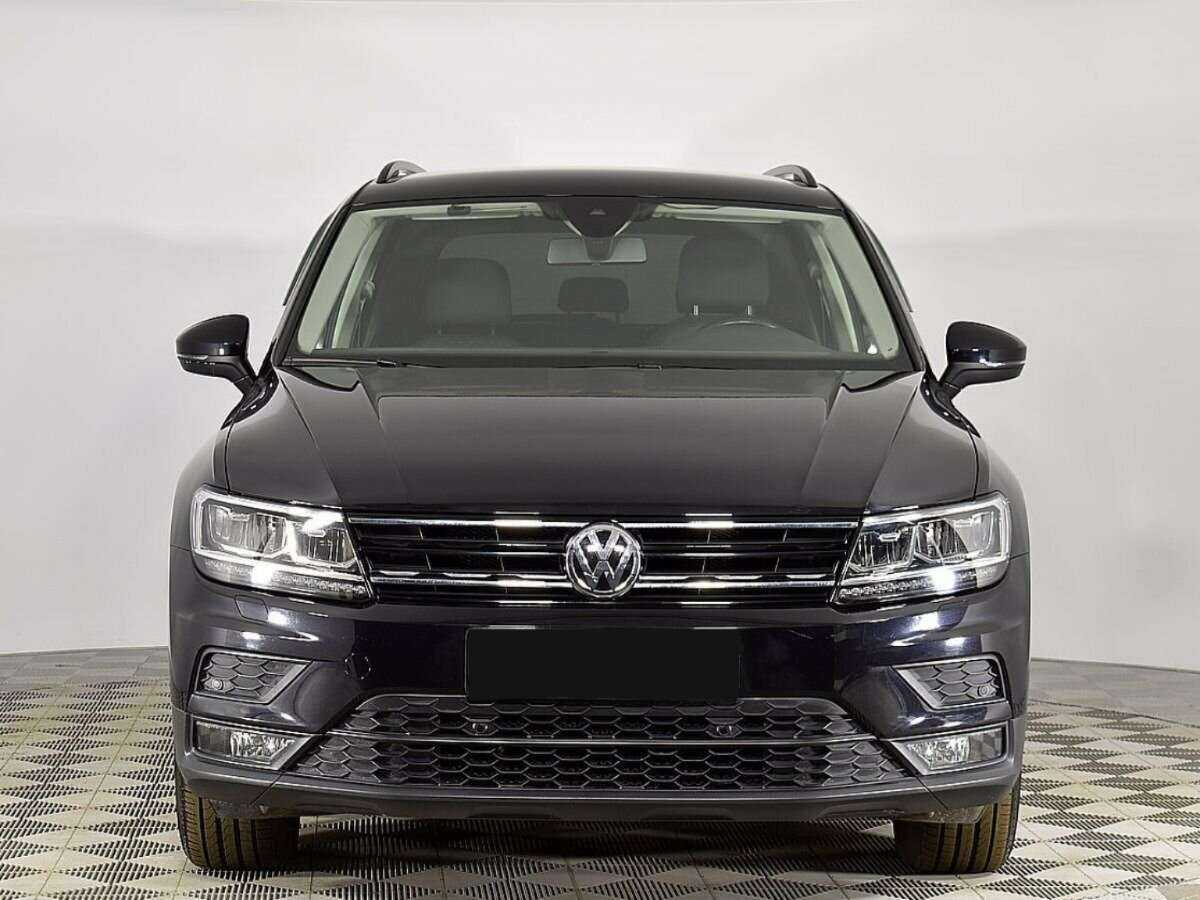 Volkswagen Tiguan б/у, 2020, Механическая. Фото: #0