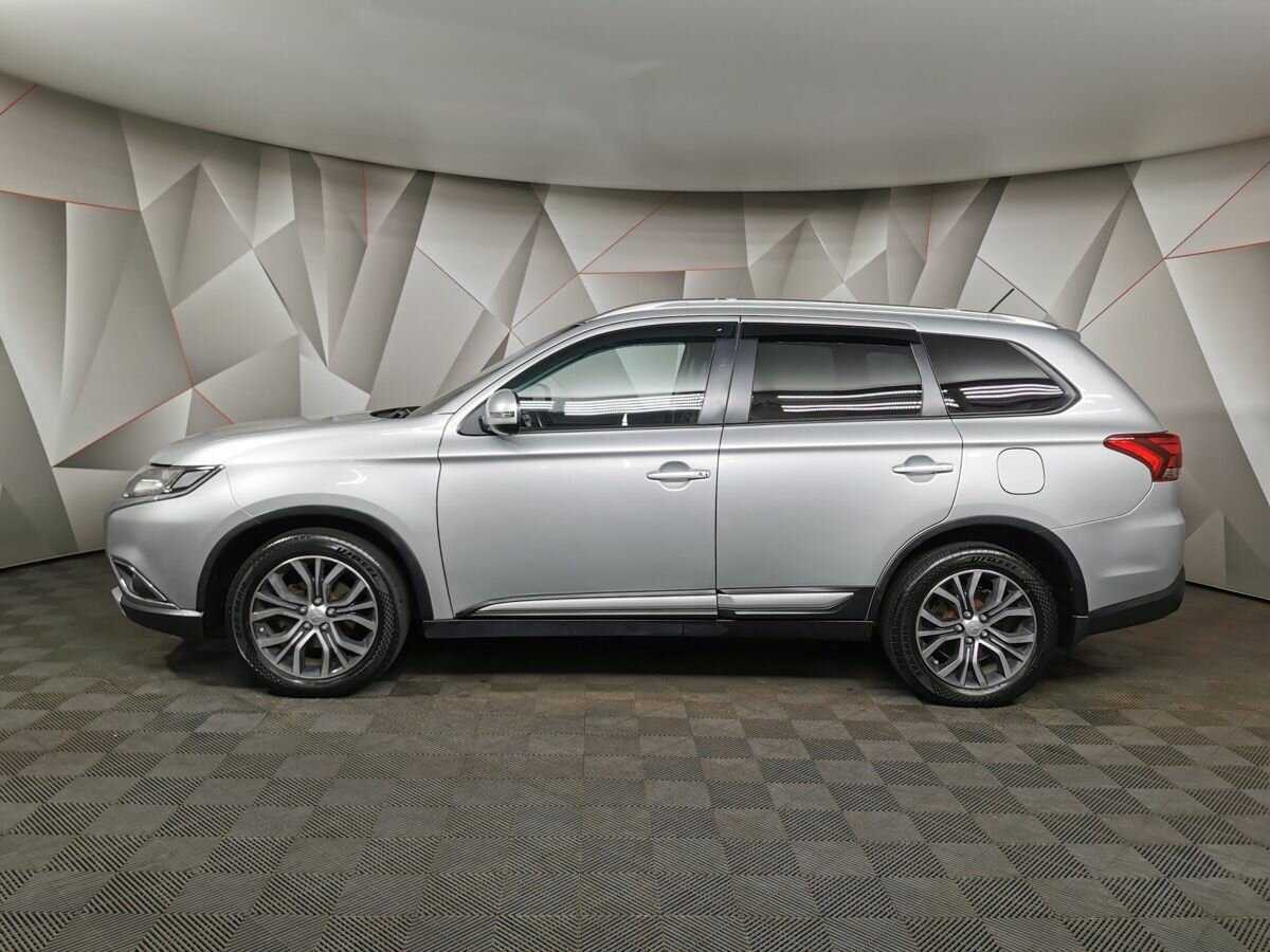 Mitsubishi Outlander б/у, 2016, Вариатор. Фото: #4