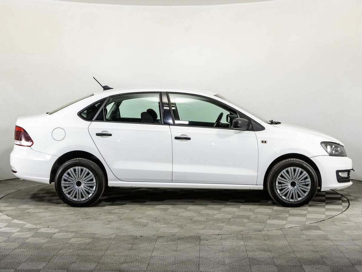Volkswagen Polo б/у, 2020, Автоматическая. Фото: #3