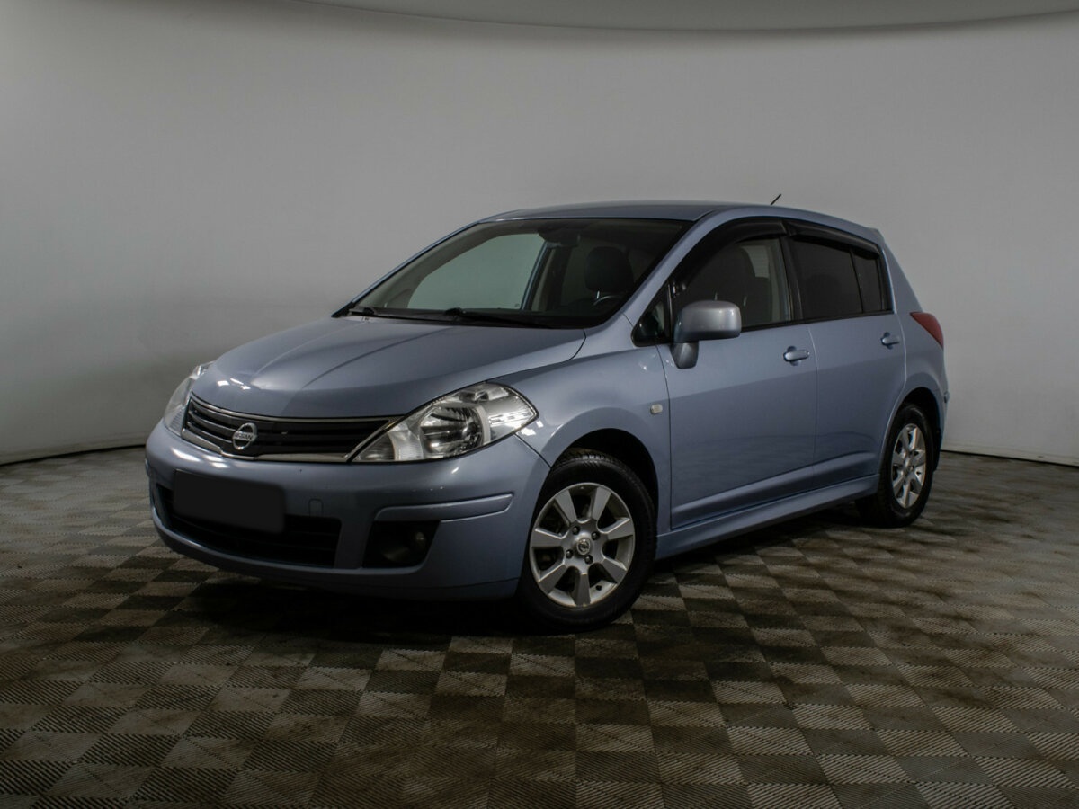 Nissan Tiida б/у, 2013, Автоматическая. Фото: #0