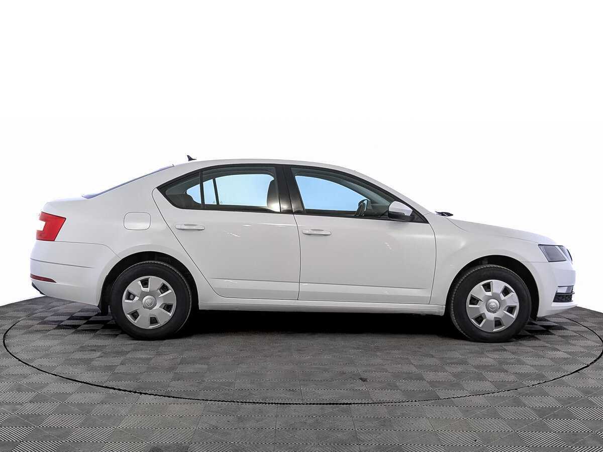 Skoda Octavia б/у, 2019, Автоматическая. Фото: #3