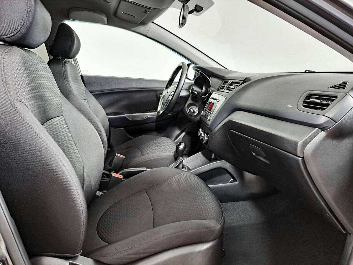 Kia Rio б/у, 2017, Автоматическая. Фото: #6