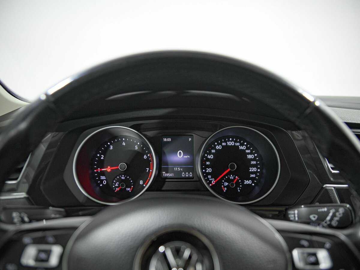 Volkswagen Tiguan б/у, 2017, Роботизированная. Фото: #6