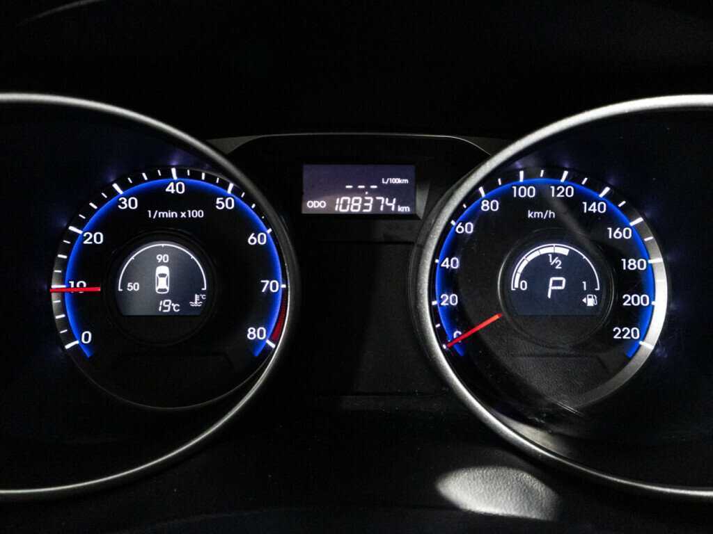 Hyundai ix35 б/у, 2015, Автоматическая. Фото: #11
