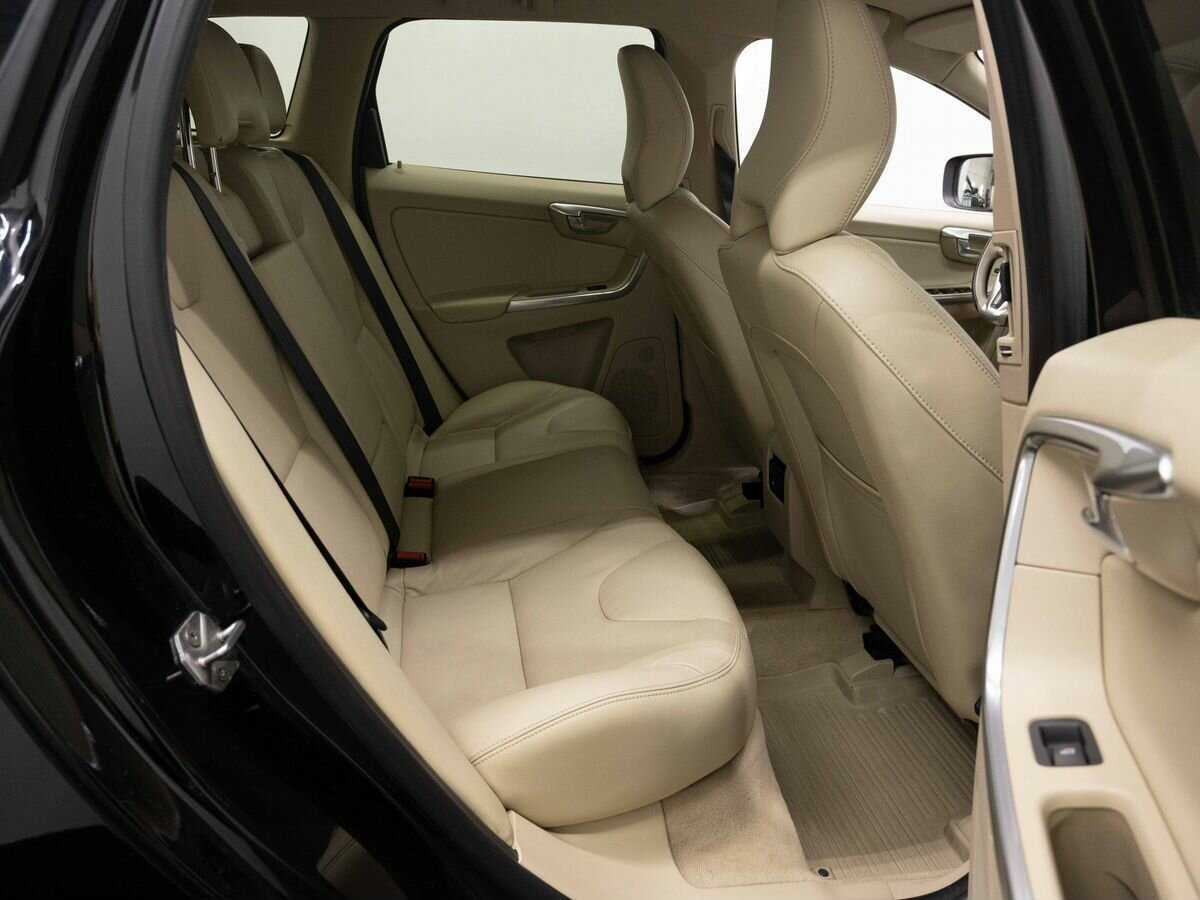 Volvo XC60 б/у, 2014, Автоматическая. Фото: #11
