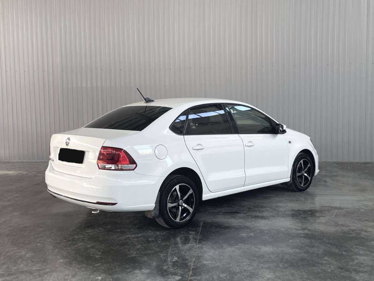 Volkswagen Polo б/у, 2018, Автоматическая. Фото: #4