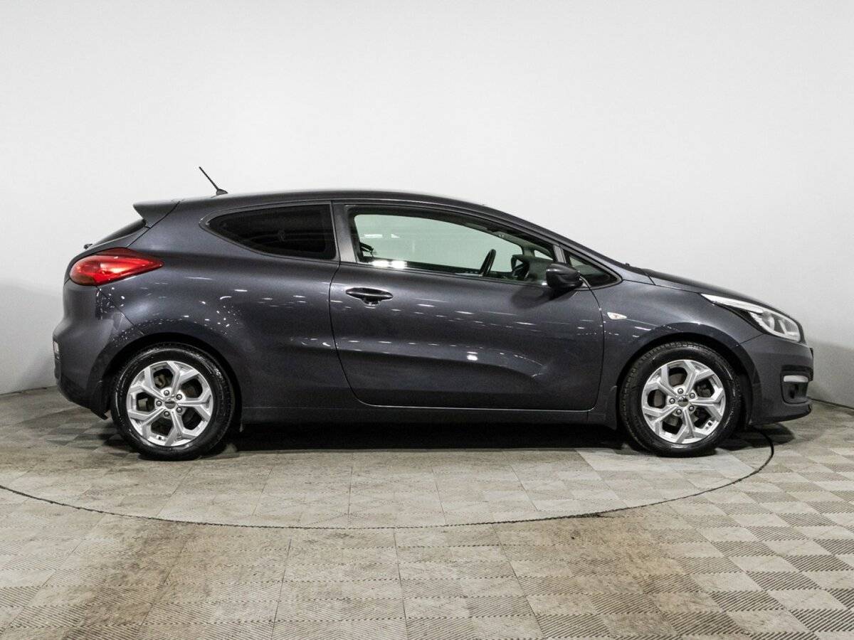 Kia Ceed б/у, 2015, Автоматическая. Фото: #3