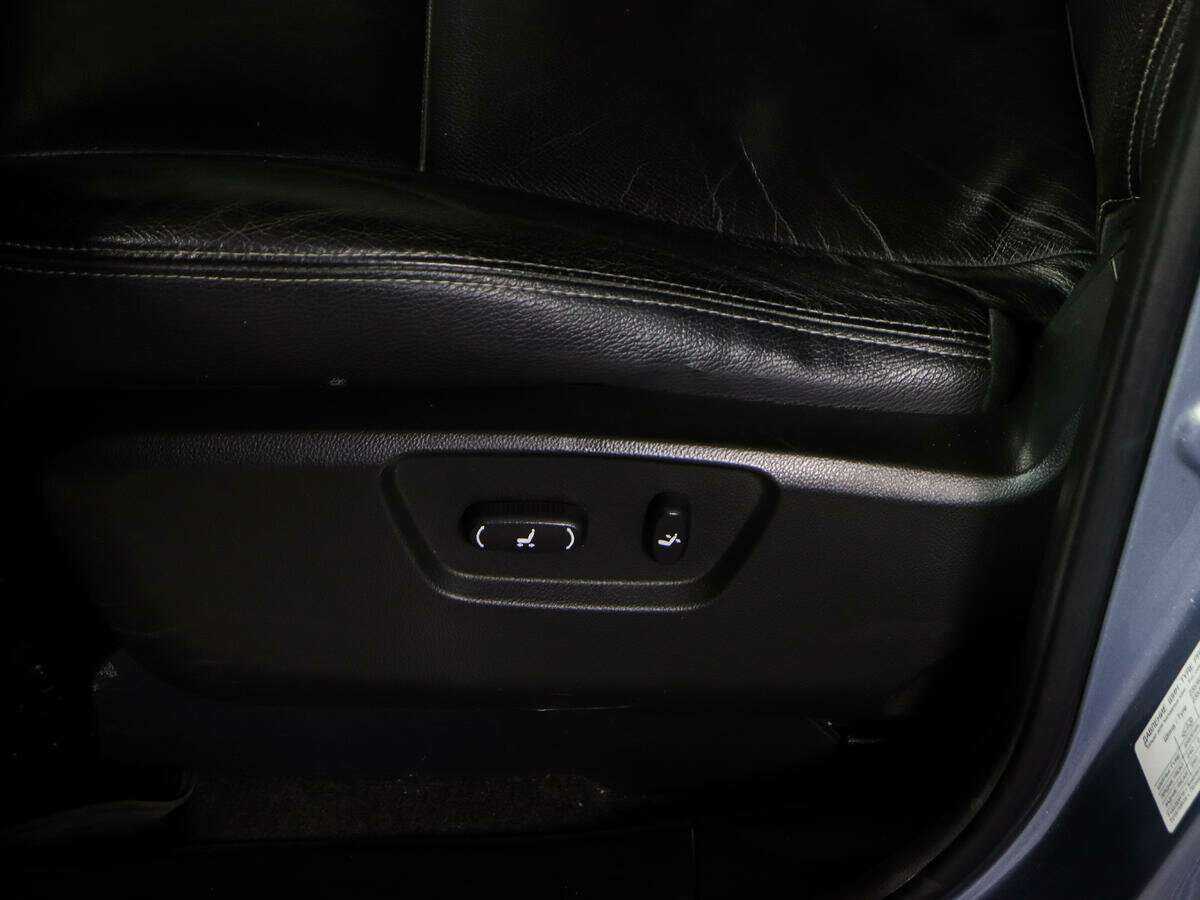 Chevrolet Captiva б/у, 2013, Автоматическая. Фото: #16