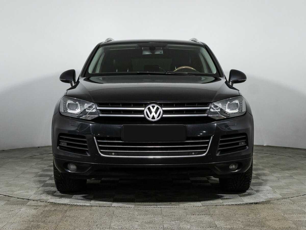 Volkswagen Touareg б/у, 2012, Автоматическая. Фото: #1