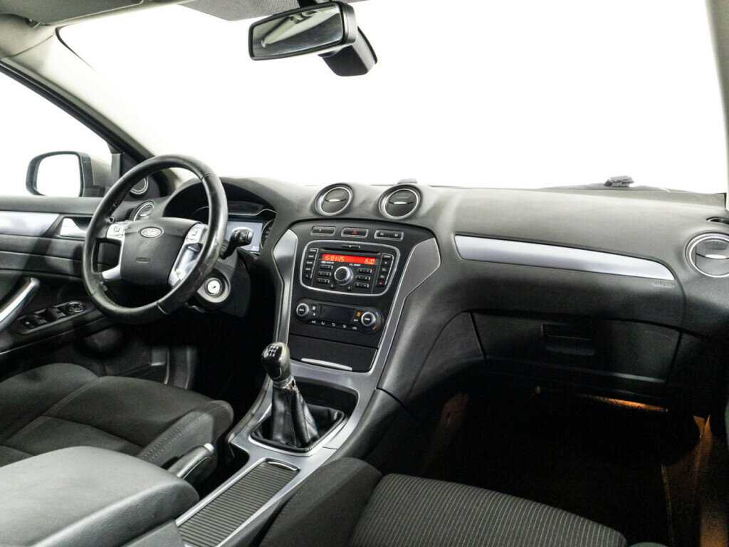 Ford Mondeo б/у, 2012, Механическая. Фото: #8