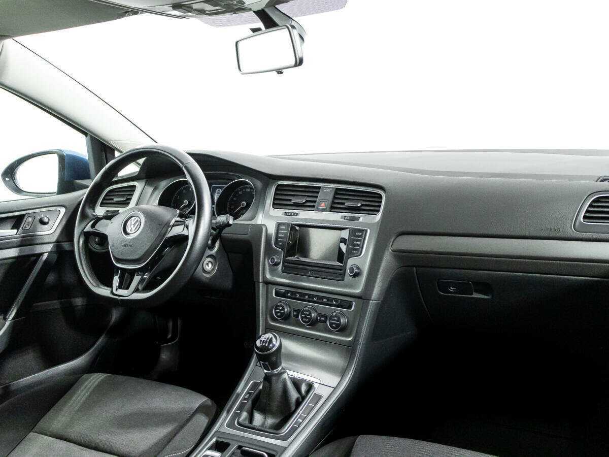 Volkswagen Golf б/у, 2013, Механическая. Фото: #8
