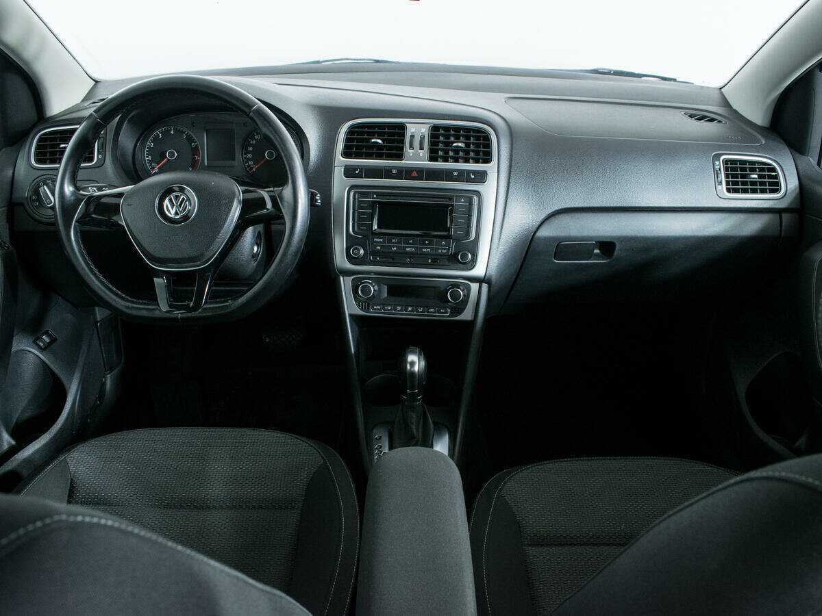 Volkswagen Polo б/у, 2016, Автоматическая. Фото: #11