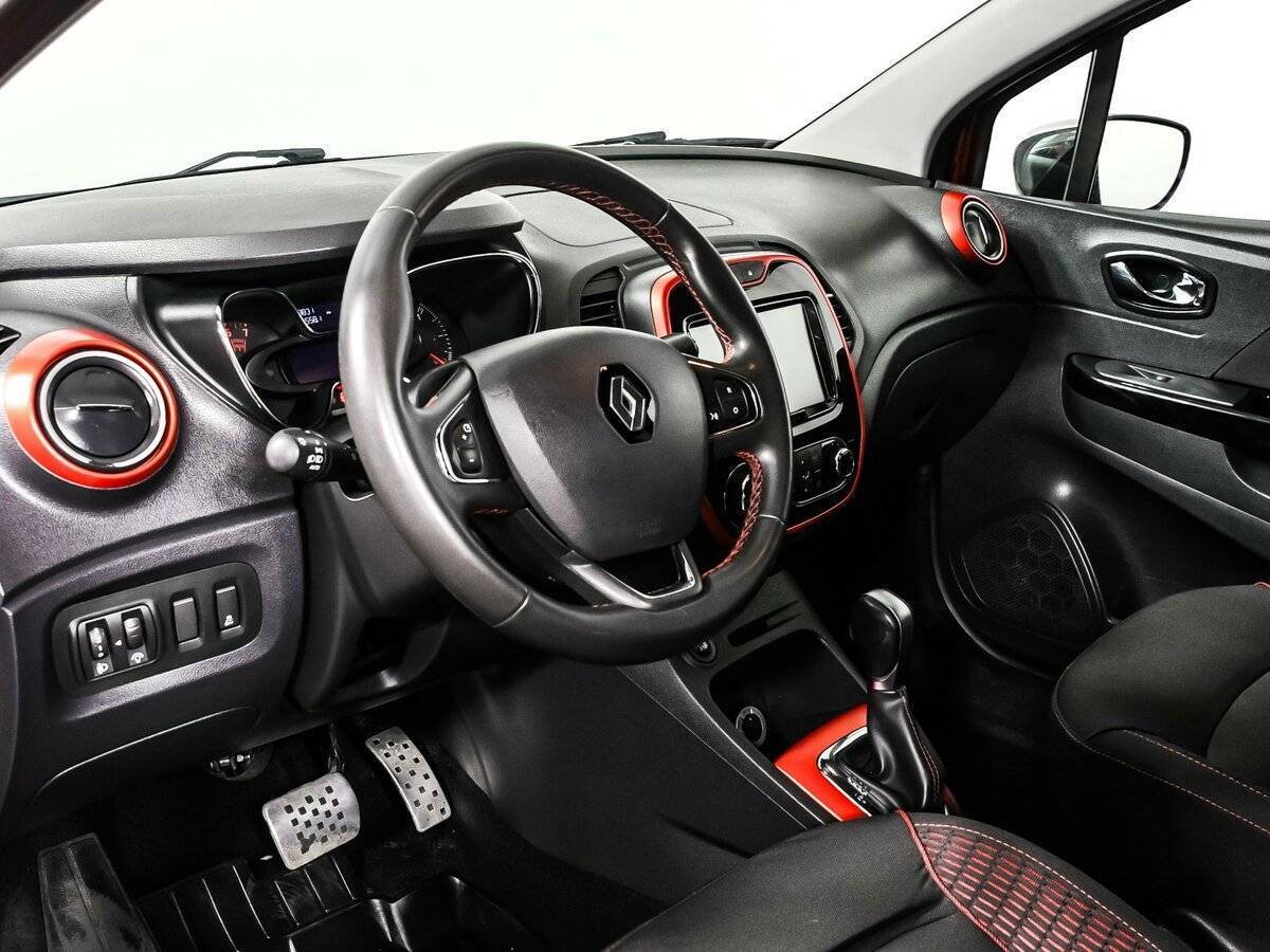 Renault Kaptur б/у, 2019, Автоматическая. Фото: #11