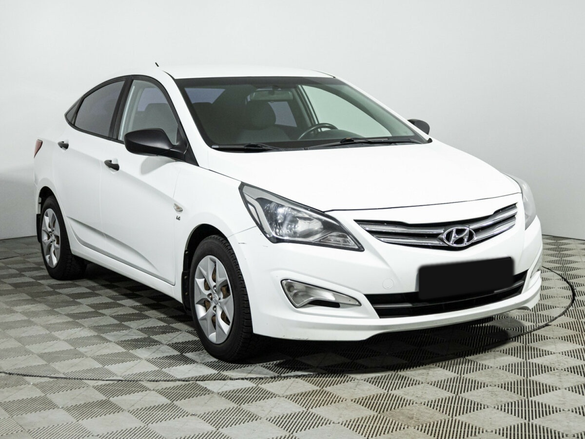 Hyundai Solaris б/у, 2015, Механическая. Фото: #2