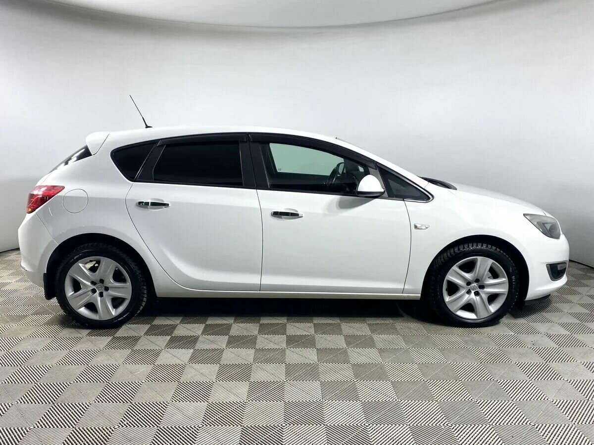 Opel Astra б/у, 2012, Автоматическая. Фото: #2