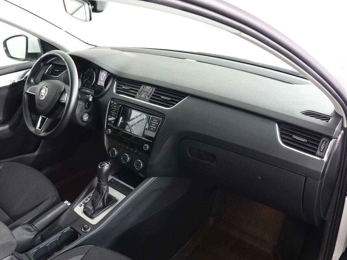 Skoda Octavia б/у, 2019, Автоматическая. Фото: #9