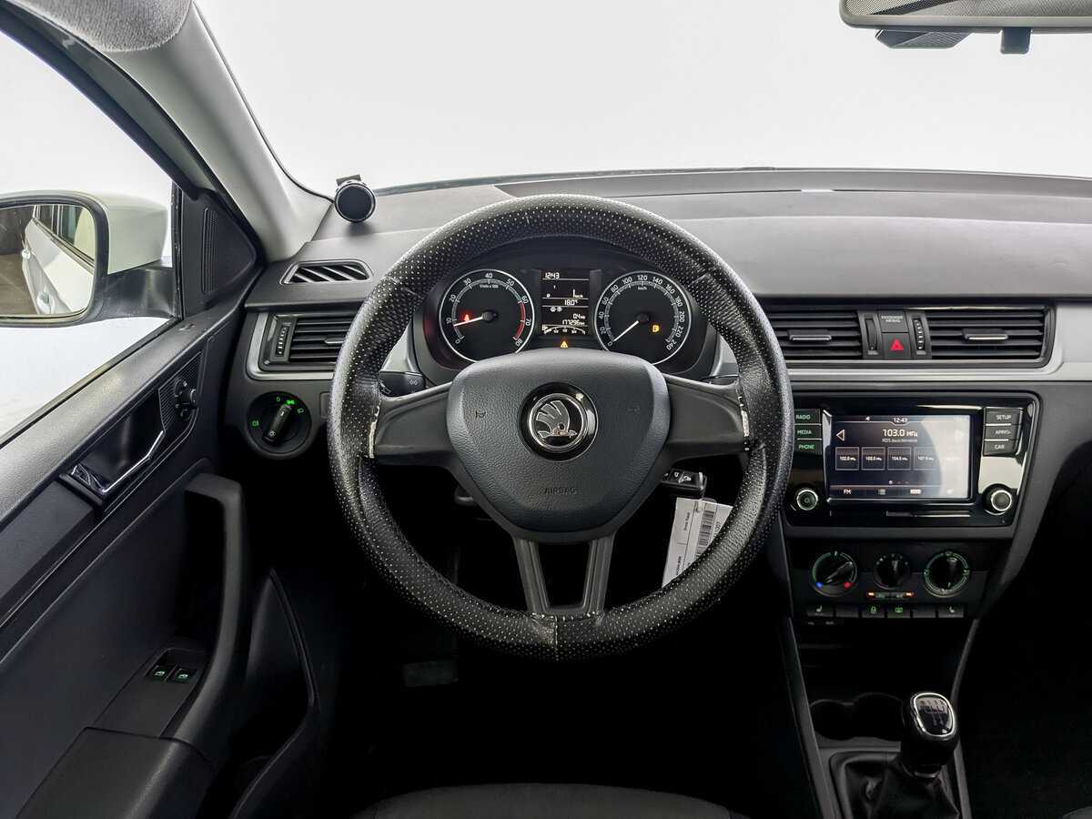 Skoda Rapid б/у, 2017, Механическая. Фото: #18