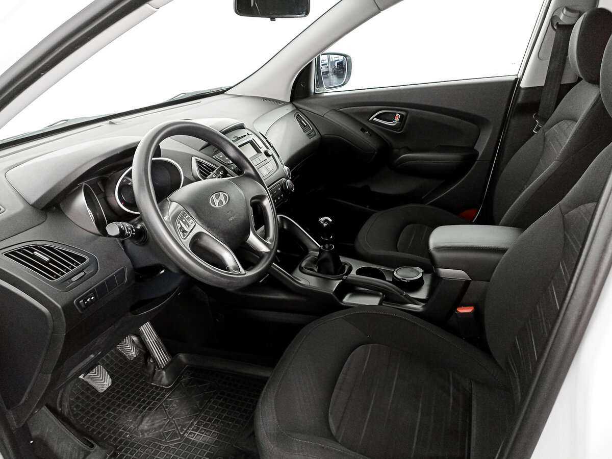Hyundai ix35 б/у, 2014, Механическая. Фото: #13