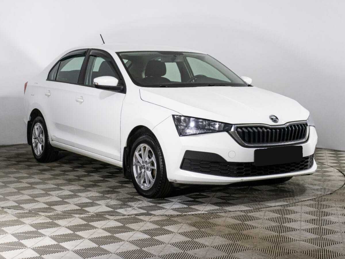 Skoda Rapid б/у, 2021, Механическая. Фото: #2