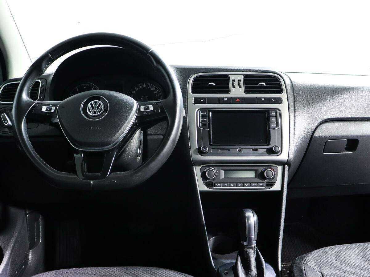 Volkswagen Polo б/у, 2017, Автоматическая. Фото: #10