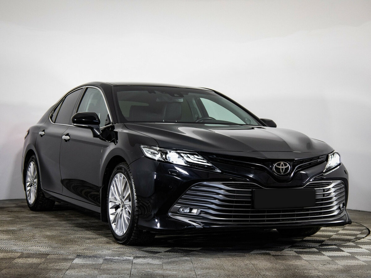 Toyota Camry б/у, 2018, Автоматическая. Фото: #2