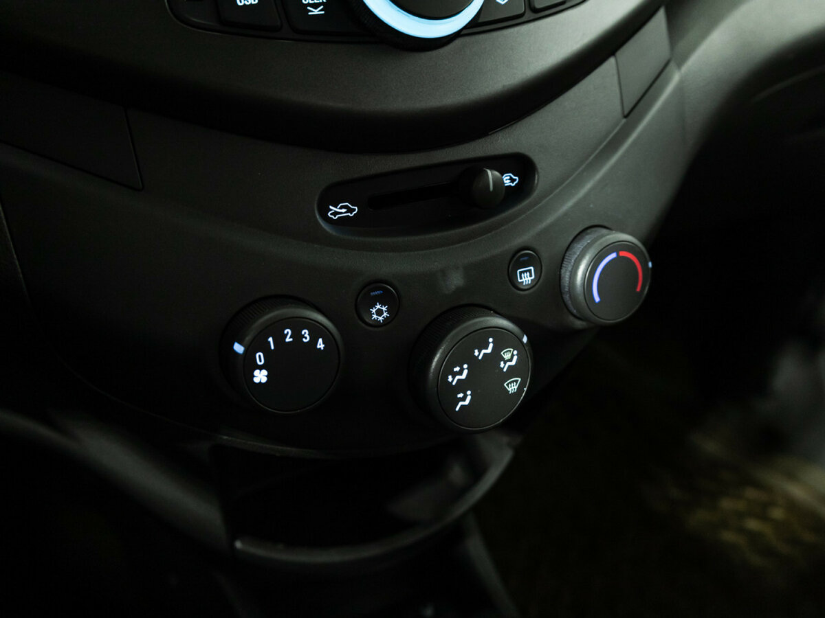 Chevrolet Spark б/у, 2012, Автоматическая. Фото: #14
