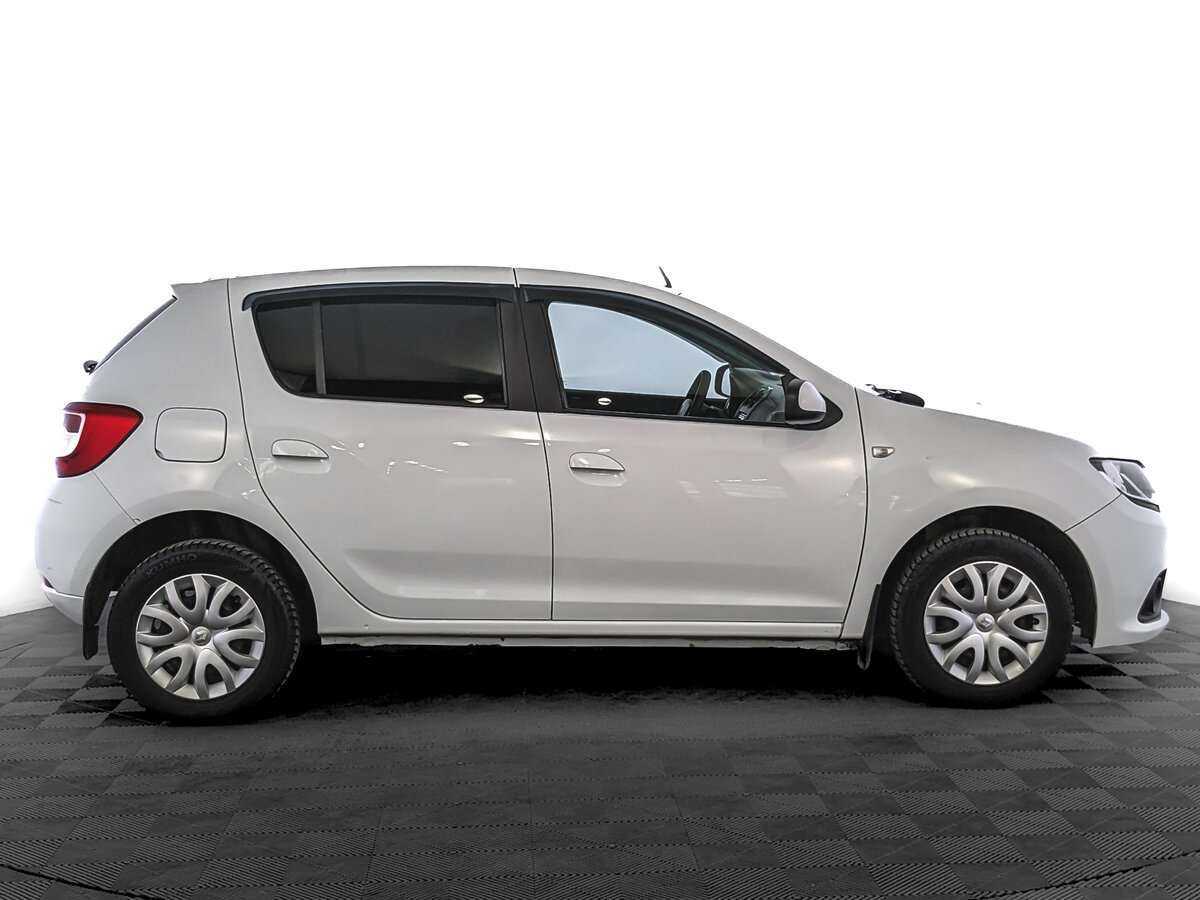 Renault Sandero б/у, 2016, Механическая. Фото: #3