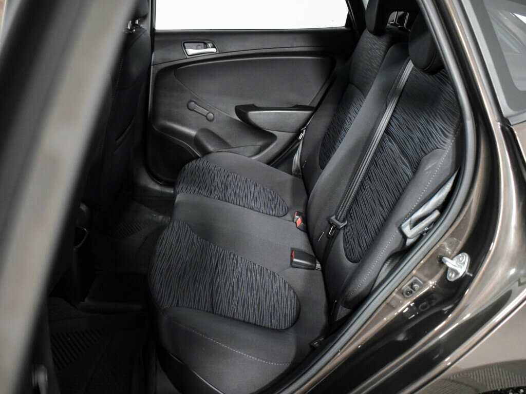 Hyundai Solaris б/у, 2015, Автоматическая. Фото: #9