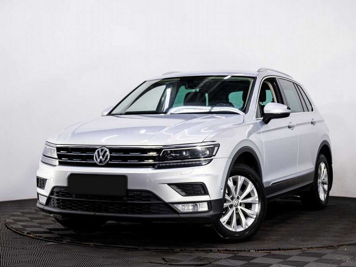 Volkswagen Tiguan б/у, 2017, Роботизированная. Посмотреть фото