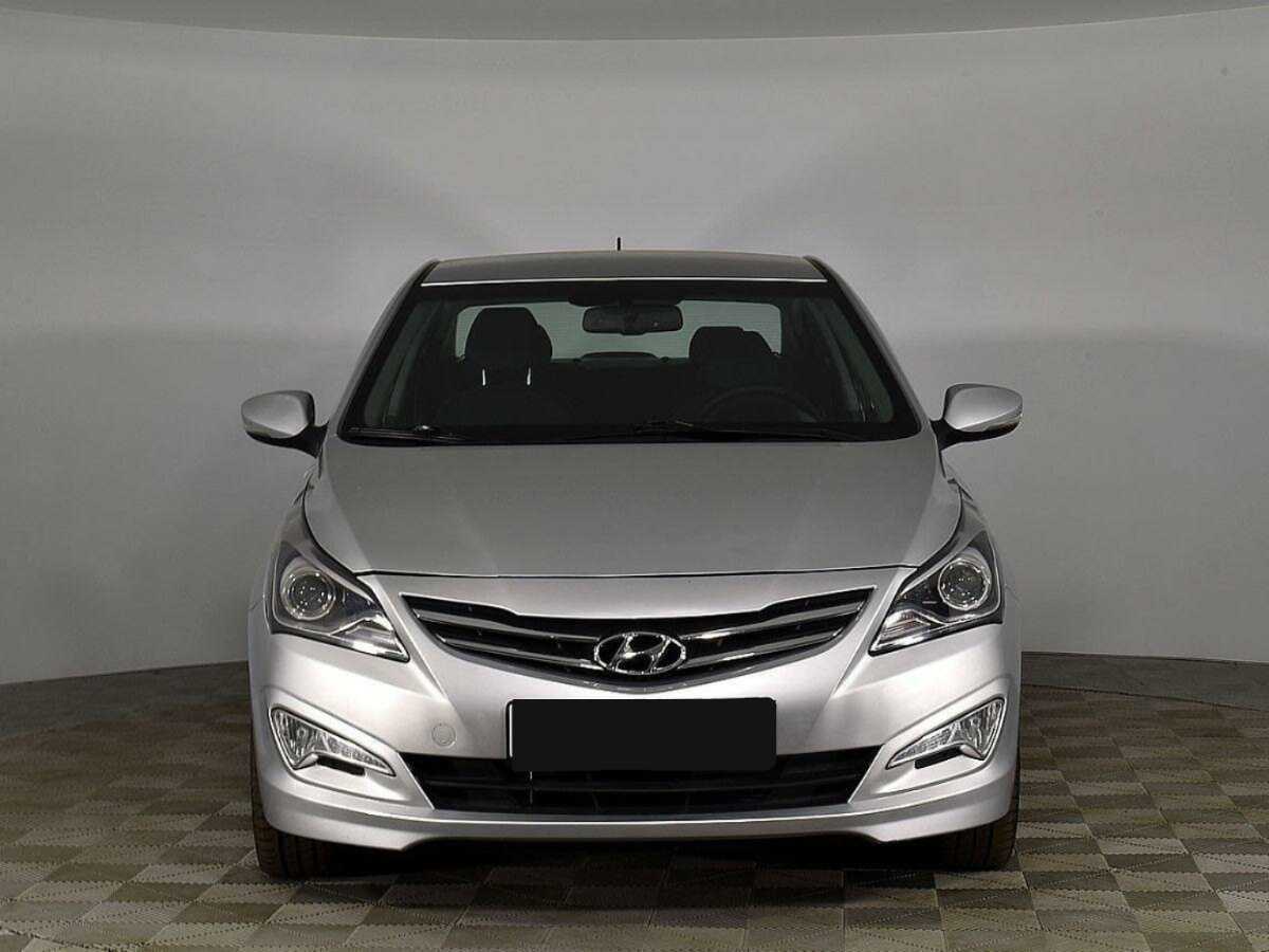 Hyundai Solaris б/у, 2015, Автоматическая. Фото: #2