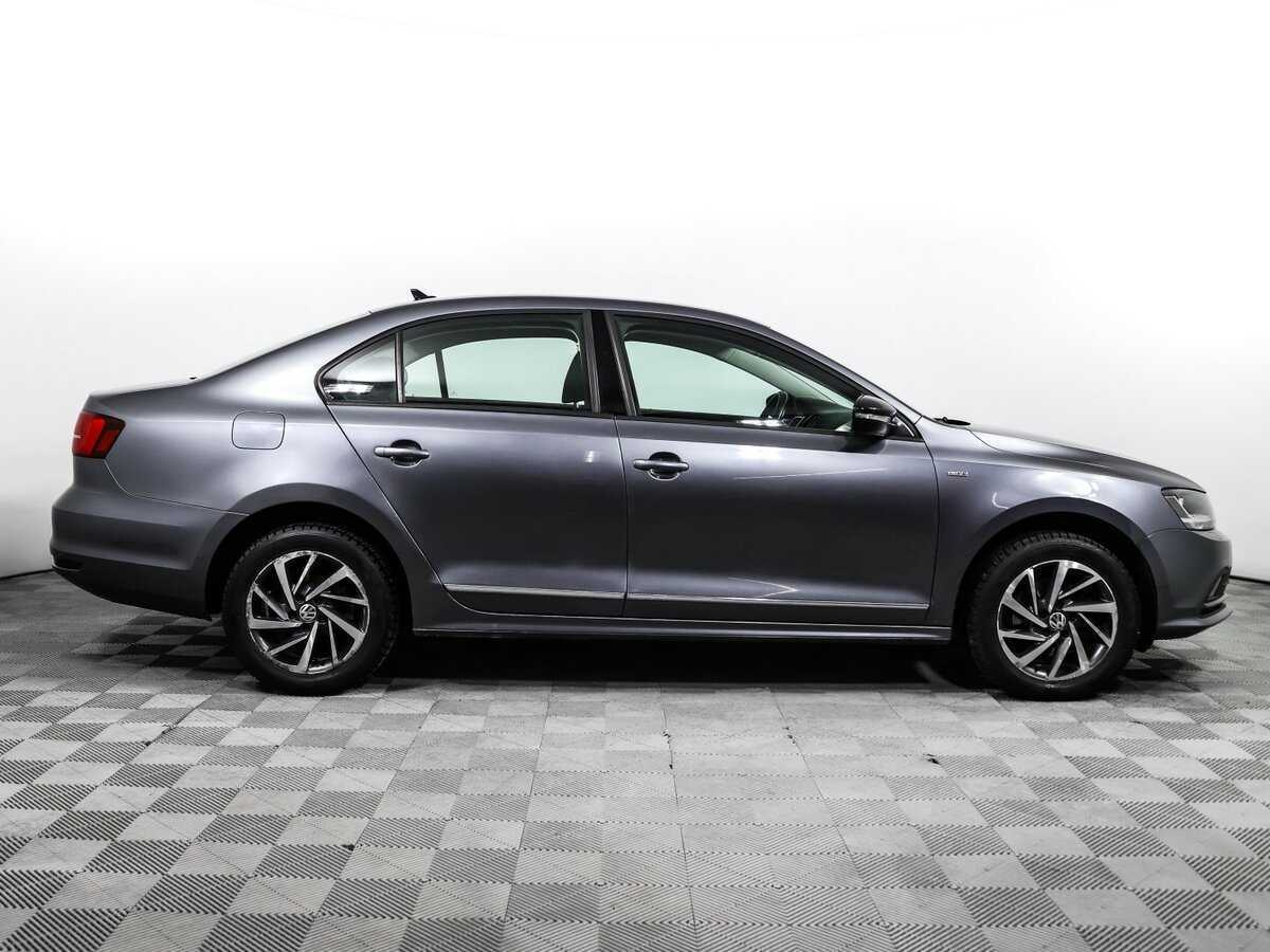 Volkswagen Jetta б/у, 2017, Роботизированная. Фото: #3