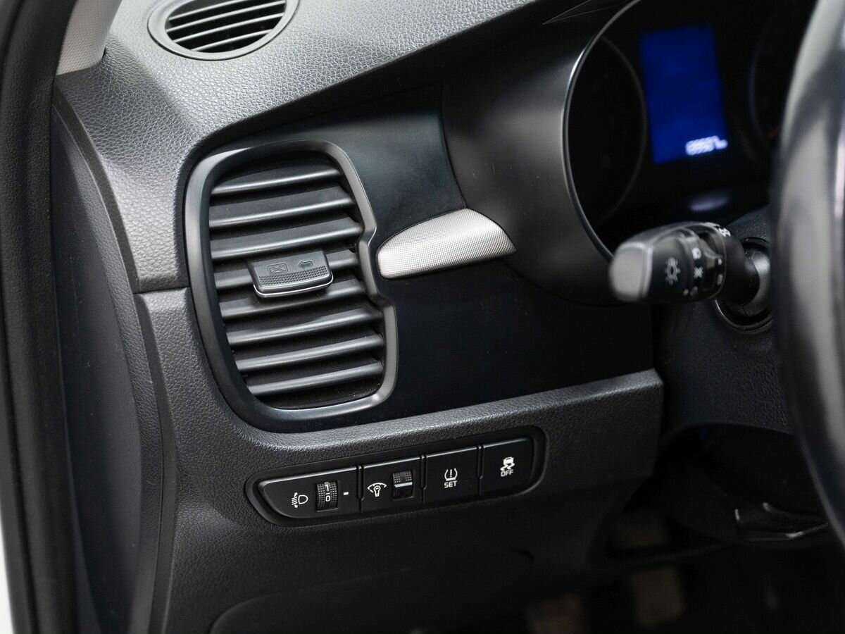 Kia Rio б/у, 2018, Механическая. Фото: #18