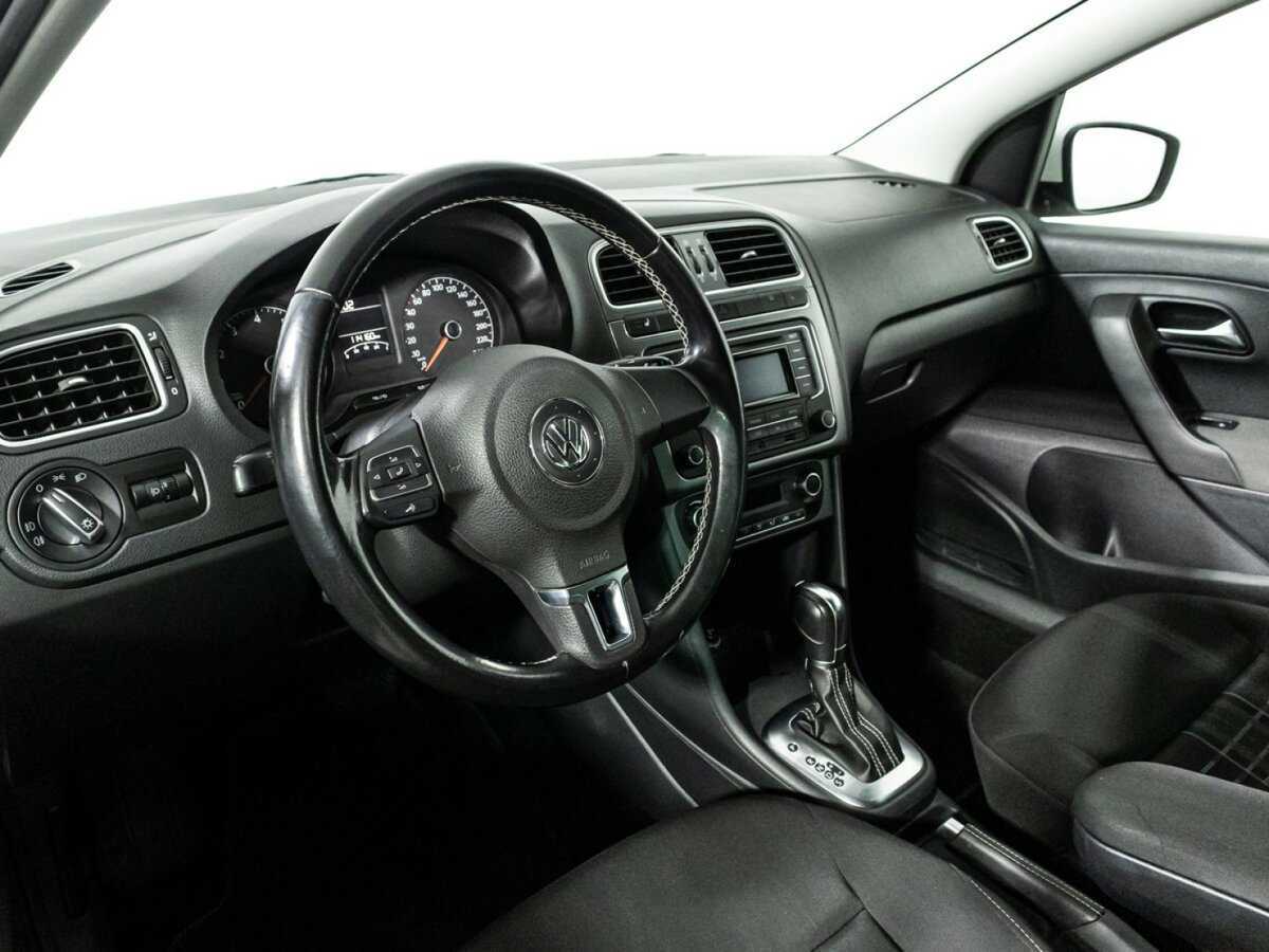 Volkswagen Polo б/у, 2015, Автоматическая. Фото: #10
