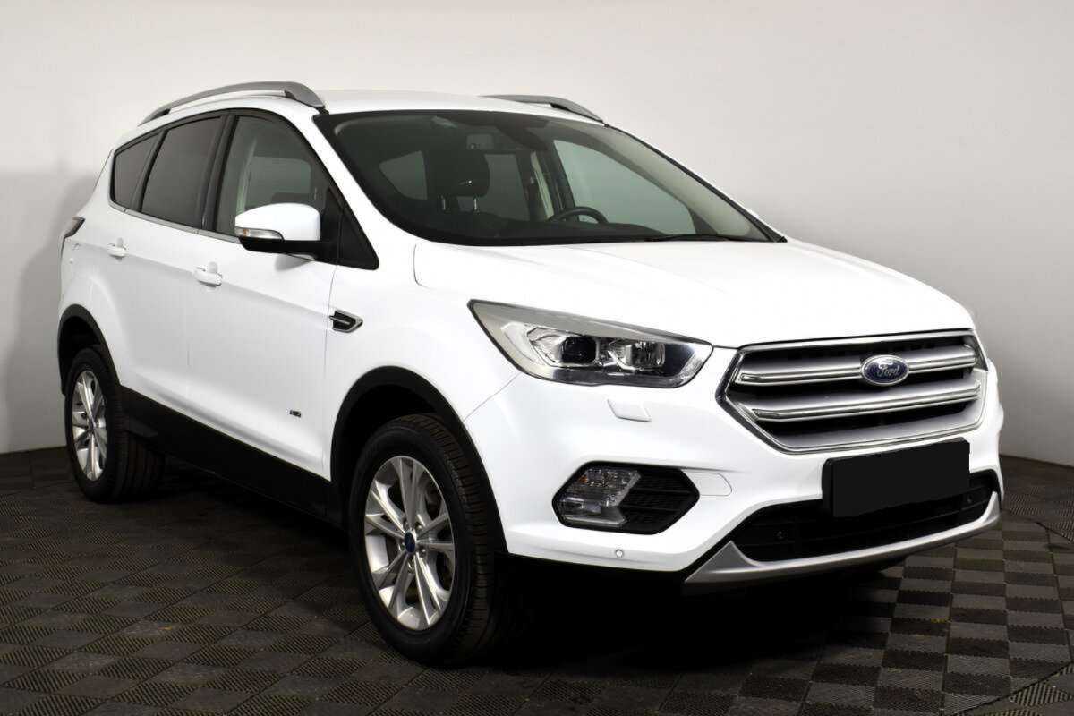 Ford Kuga б/у, 2017, Автоматическая. Фото: #2