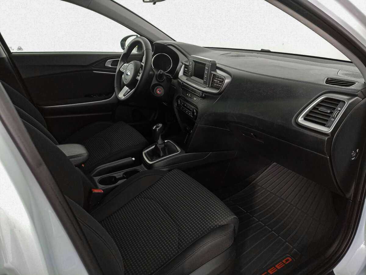 Kia Ceed б/у, 2019, Механическая. Фото: #8