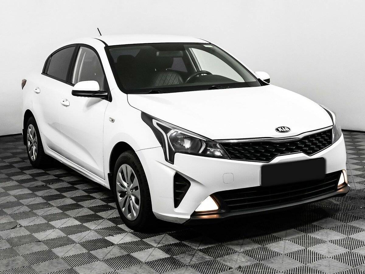 Kia Rio б/у, 2021, Автоматическая. Фото: #2