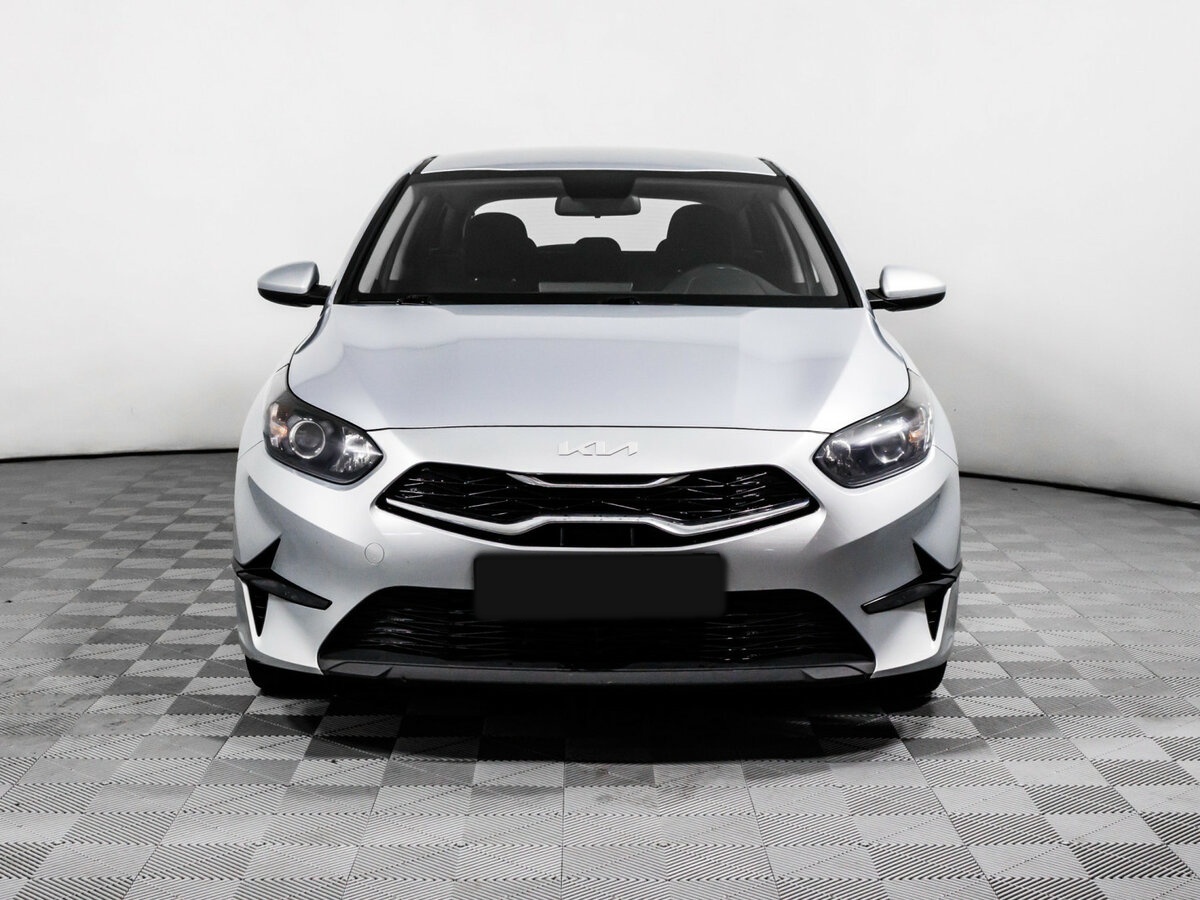 Kia Ceed б/у, 2022, Автоматическая. Фото: #1