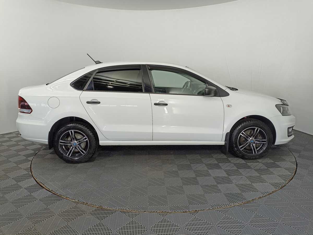 Volkswagen Polo б/у, 2020, Автоматическая. Фото: #3