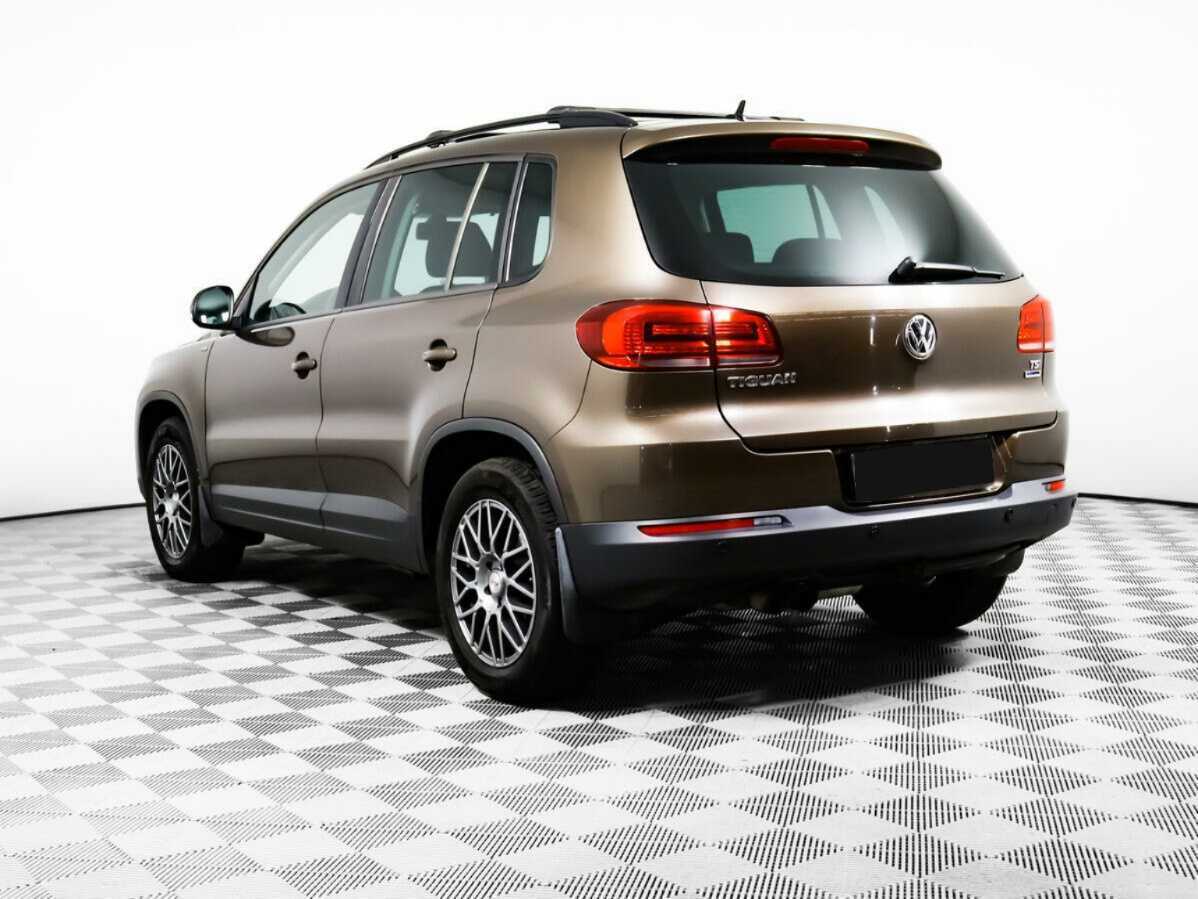 Volkswagen Tiguan б/у, 2015, Механическая. Фото: #6