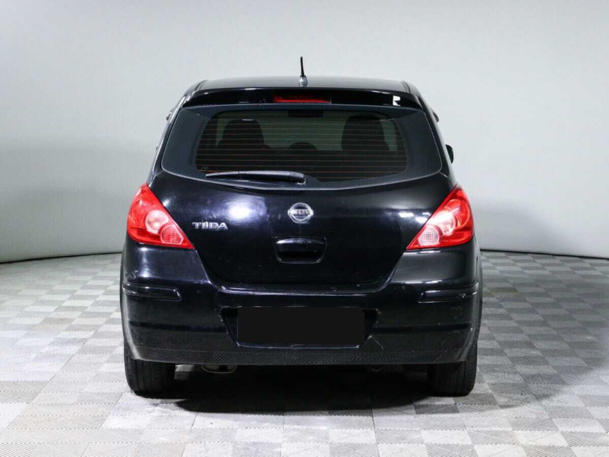 Nissan Tiida б/у, 2013, Автоматическая. Фото: #4