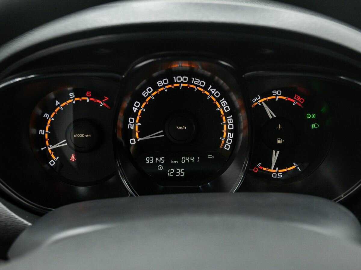 Lada (ВАЗ) Vesta б/у, 2019, Механическая. Фото: #20