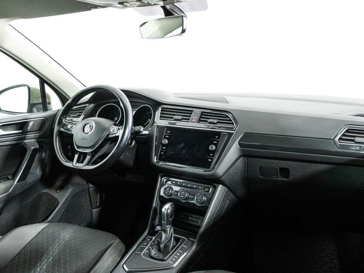 Volkswagen Tiguan б/у, 2017, Роботизированная. Фото: #8