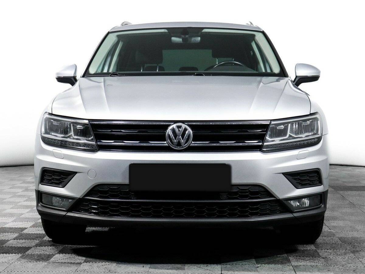 Volkswagen Tiguan б/у, 2017, Роботизированная. Фото: #1