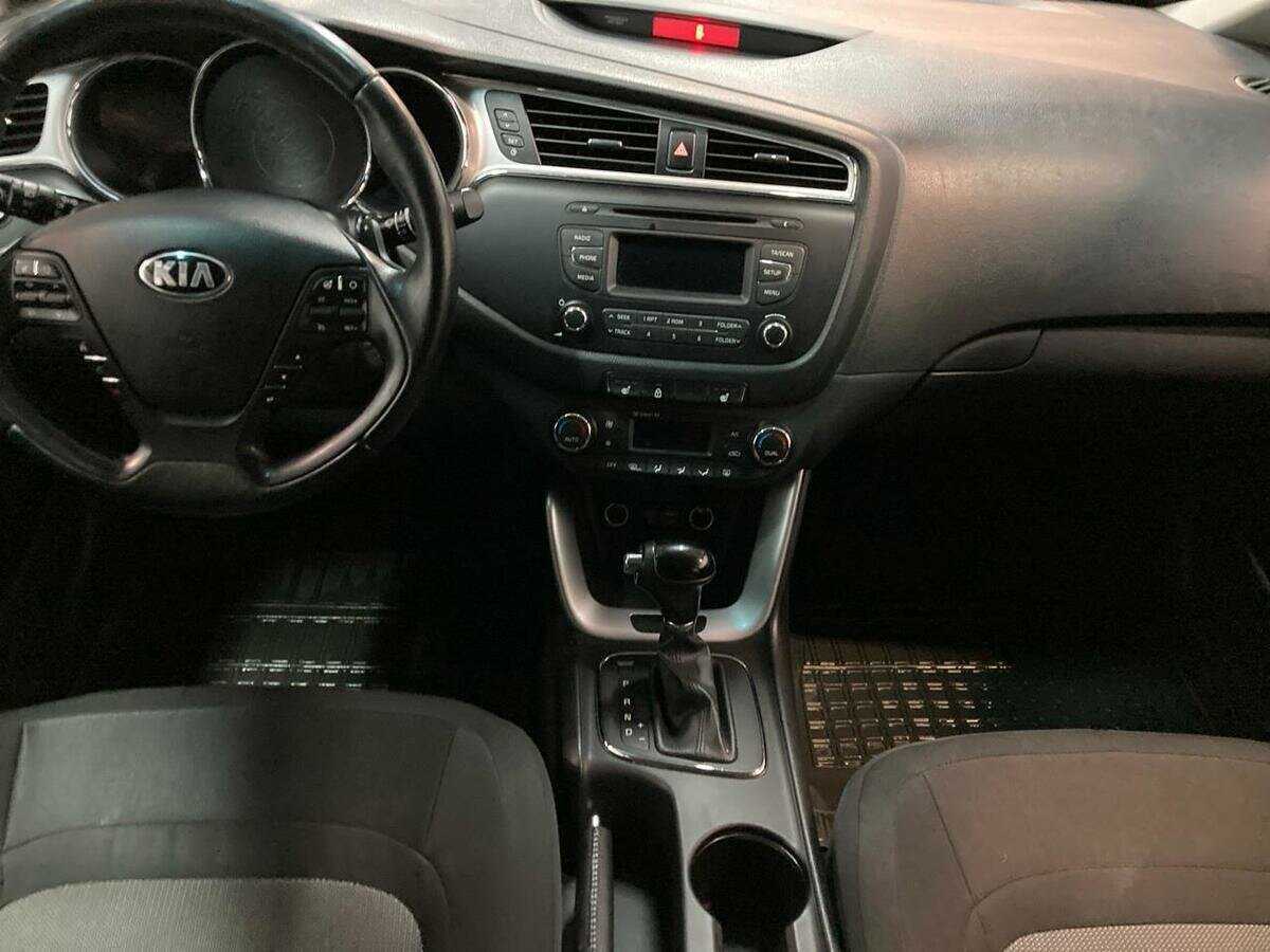 Kia Ceed б/у, 2015, Автоматическая. Фото: #12